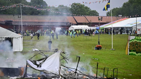 Beim Kulturfestival &laquo;Eritrea Scandinavia&raquo; in Stockholm flogen Steine auf Polizisten. - &copy; Magnus Lejhall/TT News Agency/AP/dpa