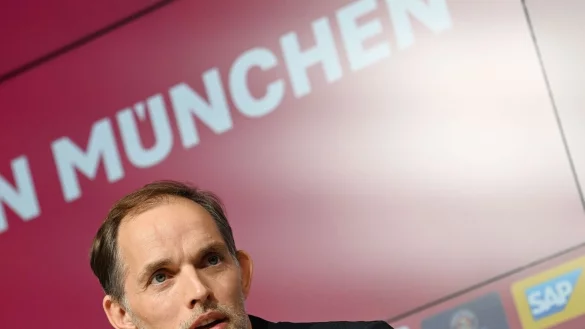 Der neue Cheftrainer Thomas Tuchel spricht bei einer Pressekonferenz nach dem Trainerwechsel beim FC Bayern M&uuml;nchen. - &copy; Angelika Warmuth/dpa