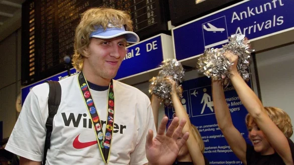 Basketball-Legende Dirk Nowitzki gratuliert dem DBB-Team zum WM-Sieg. - &copy; Oliver Stratmann/dpa