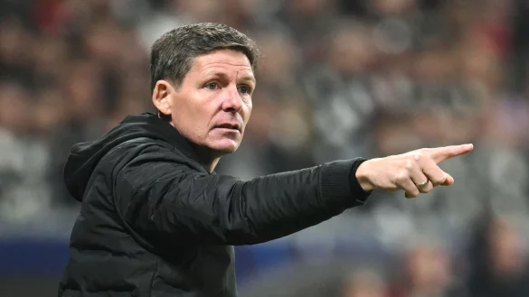 Eintracht Frankfurts Trainer Oliver Glasner hatte auch Anfragen aus England. - &copy; Arne Dedert/dpa