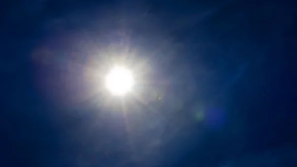 Sonne satt - dadurch steigen auch die Risiken, die mit ultravioletter Strahlung einhergehen. - &copy; Arno Burgi/dpa-Zentralbild/dpa