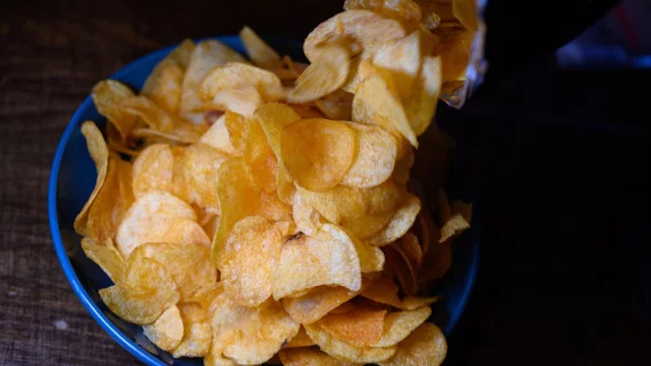 Warum ist die Lust am Futtern so schwer zu bremsen? - &copy; Robert Michael/dpa