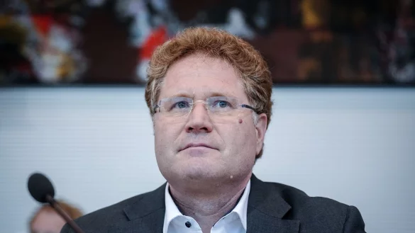 Wirtschaftsstaatssekret&auml;r Patrick Graichen muss seinen Hut nehmen. - &copy; Kay Nietfeld/dpa