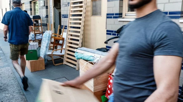 Bei einem Umzug bleiben oft trotz aller Vorsicht kleine Blessuren an den Einrichtungsgegenst&auml;nden zur&uuml;ck. - &copy; Markus Scholz/dpa-tmn