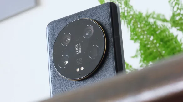 Das Xiaomi 13 Ultra. - © Coman Hamilton/dpa-tmn/Illustration