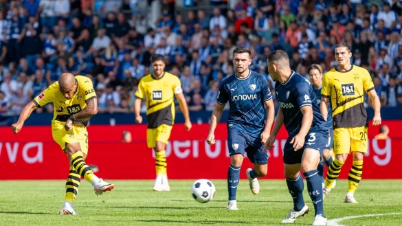 Donyell Malen erzielte den Dortmunder Ausgleich in Bochum. - &copy; David Inderlied/dpa