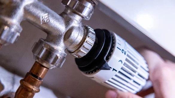 Im Oktober wartet f&uuml;r manche Haushalte ein Heizkostenzuschuss. - &copy; Thomas Banneyer/dpa