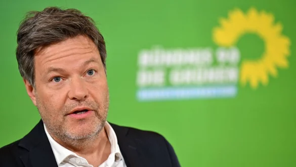 &laquo;Der Ton war manchmal zu harsch.&raquo;: Robert Habeck. - &copy; Martin Schutt/dpa