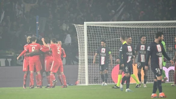 Der FC Bayern legte in Paris eine gute Ausgangsbasis für das Weiterkommen in der Champions League. - © Sven Hoppe/dpa