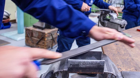 Deutschland und Frankreich wollen eine grenz&uuml;berschreitenden Berufsausbildung erm&ouml;glichen. - &copy; Jens B&uuml;ttner/dpa