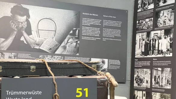 Mit der neuen Ausstellung &laquo;Deutschland 1945 - heute&raquo; begibt sich der Berliner Story Bunker auf die Spuren der deutschen Geschichte nach dem Zweiten Weltkrieg. - &copy; Jessica Lichetzki/dpa