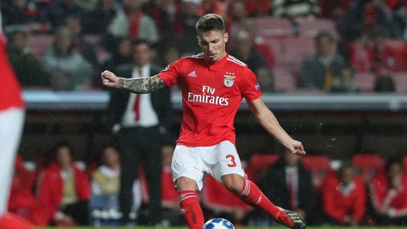 Benficas Alejandro Grimaldo soll vor einem Wechsel zu Leverkusen stehen. - © Pedro Fiuza/ZUMA Wire/dpa/Archivbild