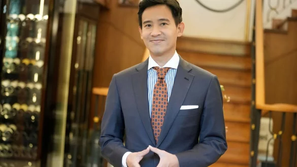 Pita Limjaroenrat, Vorsitzender der Move-Forward-Partei, in Bangkok. - &copy; Sakchai Lalit/AP/dpa