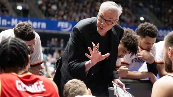 Gordon Herbert ist der Trainer der deutschen Basketballer. - © Sebastian Gollnow/dpa