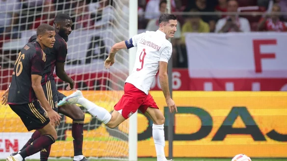 Denkt &uuml;ber sein Ende im Nationalteam nach: Robert Lewandowski. - &copy; Christian Charisius/dpa