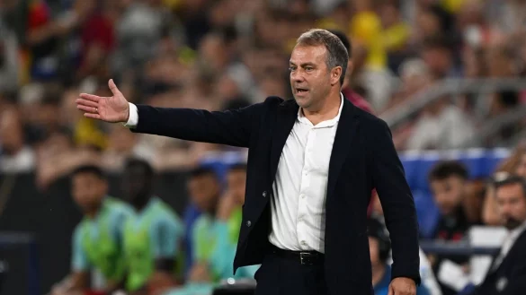 Musste einen weiteren R&uuml;ckschlag als Bundestrainer hinnehmen: Hansi Flick. - &copy; Federico Gambarini/dpa