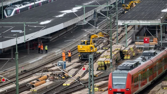 Das Netz der Bahn gilt als sanierungsbed&uuml;rftig. - &copy; Cindy Riechau/dpa
