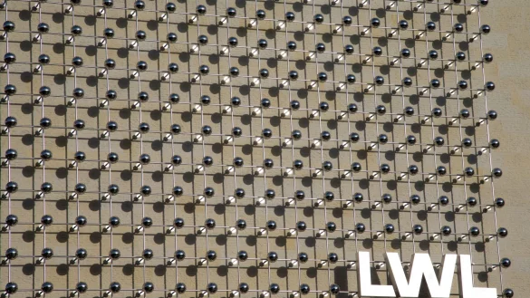 Die Fassade vom LWL-Landesmuseum f&uuml;r Kunst und Kulturgeschichte. - &copy; picture alliance / dpa