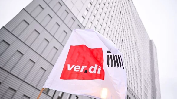 Die Warnstreiks im &Ouml;ffentlichen Dienst gehen weiter. Nun hat Verdi angek&uuml;ndigt, welche Branche als n&auml;chstes dran ist. - &copy; Fabian Sommer/dpa