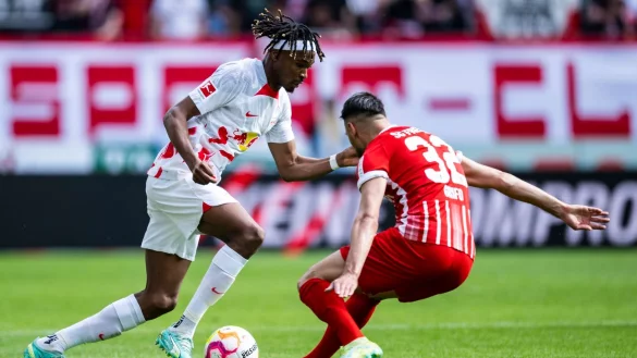 RB Leipzig und der SC Freiburg k&auml;mpfen in den drei verbleibenden Fernduellen um die Champions-League-Pl&auml;tze. - &copy; Tom Weller/dpa