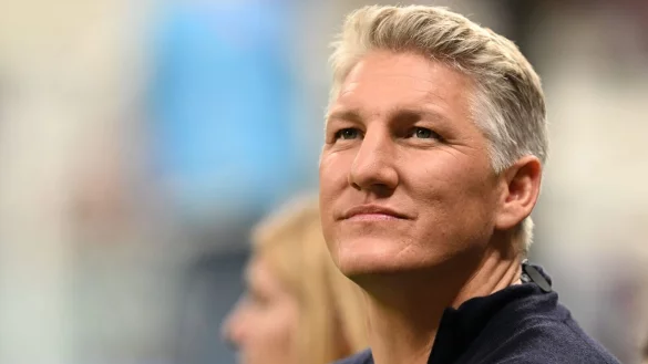 Eine gute Defensive ist bei einem Turnier &laquo;meistens der Schl&uuml;ssel zum gro&szlig;en Erfolg&raquo;, sagt Bastian Schweinsteiger. - &copy; Federico Gambarini/dpa