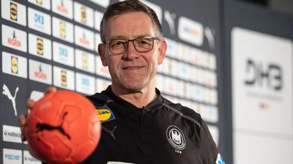 Vorfreudig auf die WM: DHB-Coach Alfred Gislason. - &copy; Swen Pf&ouml;rtner/dpa