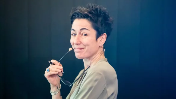 Moderatorin Dunja Hayali z&auml;hlt ab Februar zum Team des &laquo;heute journals&raquo;. - &copy; Christoph Soeder/dpa