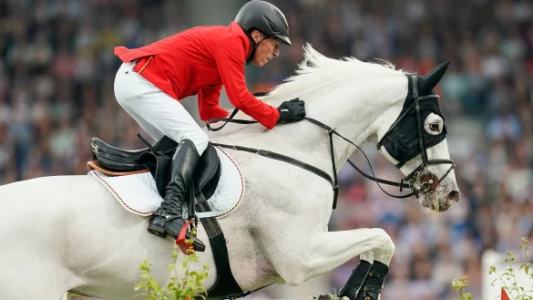 Wurde mit Deutschlands Sprintreitern F&uuml;nfter: Hans-Dieter Dreher. - &copy; Uwe Anspach/dpa
