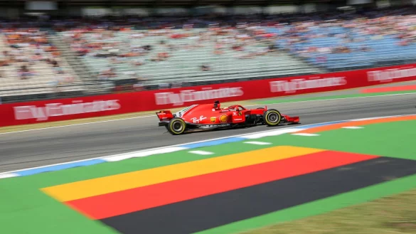 Sebastian Vettel in seinem Ferrari auf dem Hockenheimring: In naher Zukunft wird es kein Deutschland-Rennen in der Formel 1 geben. - &copy; Jan Woitas/dpa-Zentralbild/dpa