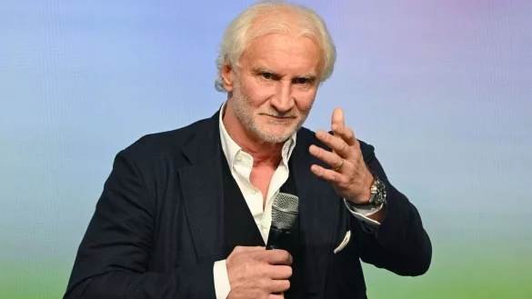 Kehrt zum DFB zurück: Rudi Völler. - © Arne Dedert/dpa