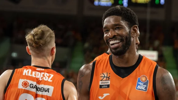 Die Ulmer um Brandon Paul (r) k&ouml;nnen deutscher Meister werden. - &copy; Stefan Puchner/dpa