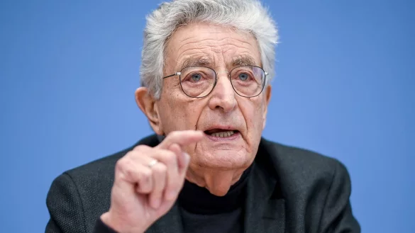 &laquo;Die AfD ist die gr&ouml;&szlig;te Gefahr f&uuml;r unsere Demokratie seit Gr&uuml;ndung der Bundesrepublik vor 74 Jahren&raquo;, warnt Gerhart Baum. - &copy; Britta Pedersen/dpa-Zentralbild/dpa