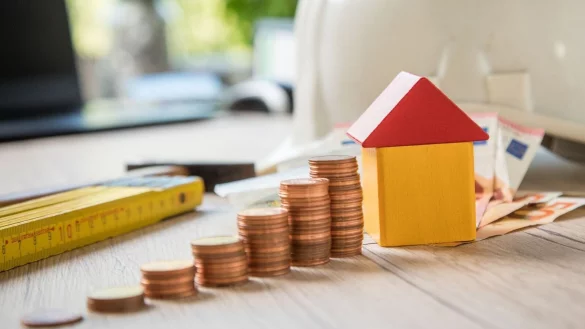 St&uuml;ck f&uuml;r St&uuml;ck zum Eigenheim - das ist Sinn und Zweck eines Bausparvertrags. Doch nicht jeder nimmt das Darlehen nach Zuteilungsreife in Anspruch. Dann winken oft Bonuszinsen. - &copy; Christin Klose/dpa-tmn