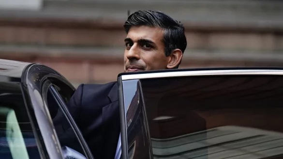 Rishi Sunak gesteht &laquo;seinen Fehler voll und ganz ein&raquo;. - &copy; Aaron Chown/PA Wire/dpa