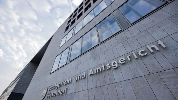 Blick auf das Landgericht und Amtsgericht. - © Rolf Vennenbernd/dpa