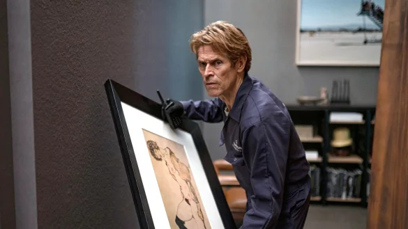 Willem Dafoe als Nemo im Film &laquo;Inside&raquo;. Der Film kommt am 16.03.2023 in die deutschen Kinos. - &copy; Wolfgang Ennenbach/Focus Features/dpa