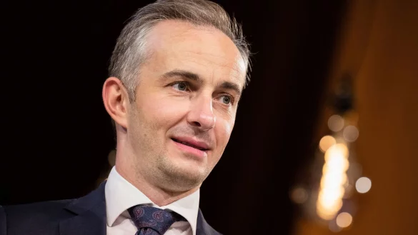 Jan B&ouml;hmermann mag keinen Promitalk. - &copy; Rolf Vennenbernd/dpa