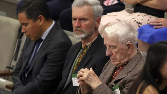 Jaroslaw Hunka (r) wartet im Unterhaus in Ottawa auf die Ankunft des ukrainischen Pr&auml;sidenten Selenskyj. - &copy; Patrick Doyle/The Canadian Press/AP