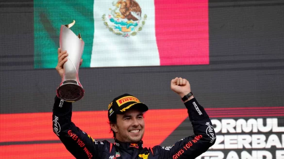 Feierte in Aserbaidschan zwei Siege: Der Mexikaner Sergio Perez vom Team Red Bull. - &copy; Darko Bandic/AP/dpa