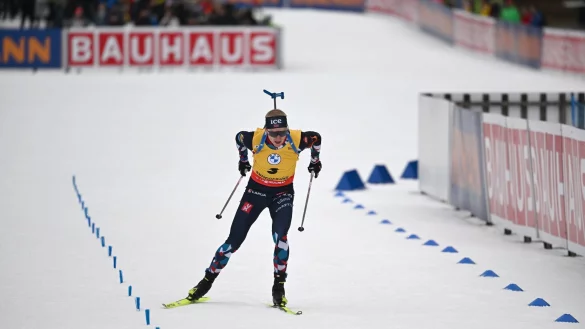 Holte sich auch beim Einzel in Ruhpolding den Sieg: Der Norweger Johannes Thingnes B&ouml;. - &copy; Sven Hoppe/dpa