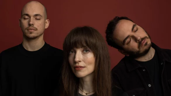 Daughter sind nach einer l&auml;ngeren Pause wieder zur&uuml;ck. - &copy; Marika Kochiashvili/Beggars/4AD/dpa