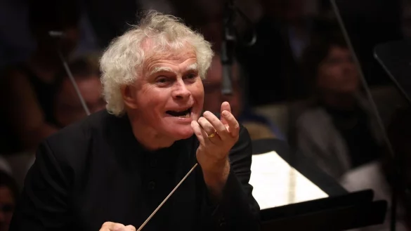 Sir Simon Rattle ist neuer Chefdirigent des Symphonieorchesters des Bayerischen Rundfunks. - &copy; Karl-Josef Hildenbrand/dpa