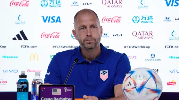 Gregg Berhalter kehrt als Trainer des kommenden WM-Mitgastgebers USA zur&uuml;ck. - &copy; Ashley Landis/AP/dpa