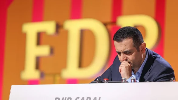 Generalskret&auml;r Bijan Djir-Sarai beim FDP-Bundesparteitag. - &copy; Joerg Carstensen/dpa