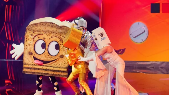Die Figur "Der Toast" in der Prosieben-Show "The Masked Singer". - &copy; Rolf Vennenbernd/dpa