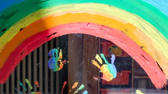 Laut dem Deutschen St&auml;dte- und Gemeindebund muss es in Deutschland zus&auml;tzliche 600.000 Ganztagspl&auml;tze an Grundschulen geben. - &copy; Jens Kalaene/dpa-Zentralbild/dpa