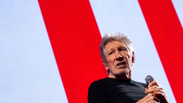 Musiker Roger Waters tritt zum Auftakt seiner Deutschland-Tour in der Barclays Arena in Hamburg auf. - &copy; Daniel Bockwoldt/dpa
