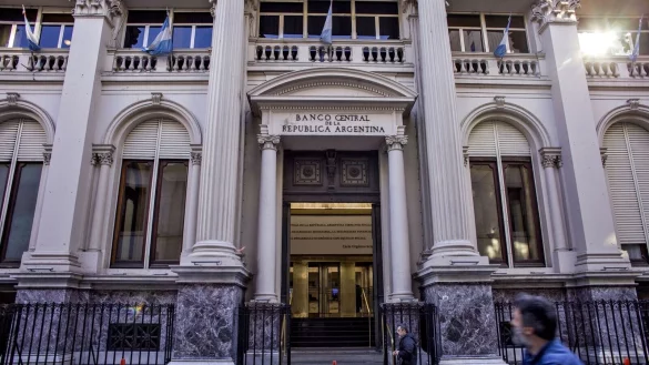 Das hoch verschuldete Argentinien hat 2023 zur Begleichung f&auml;lliger Zinsforderungen des Internationalen W&auml;hrungsfonds (IWF) einen millionenschweren Kredit bei Katar aufgenommen. - &copy; Roberto Almeida Aveledo/Zuma Press/dpa