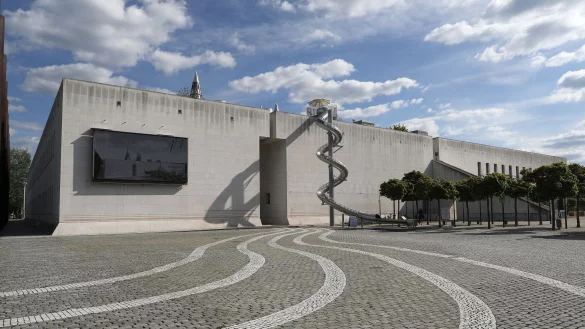 Die Bundeskunsthalle in Bonn. - &copy; Oliver Berg/dpa