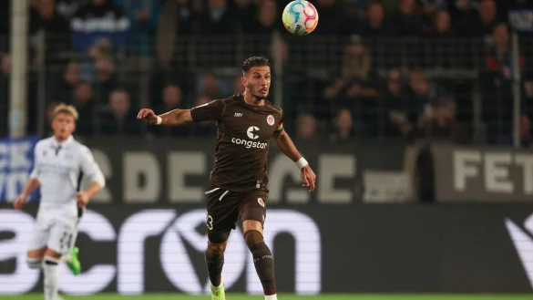 St. Paulis Leart Paqarada in Aktion. - &copy; Friso Gentsch/Deutsche Presse-Agentur GmbH/dpa/Archiv